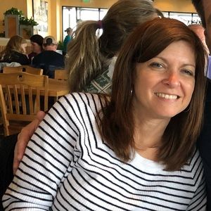 Meet your Posher, Debra